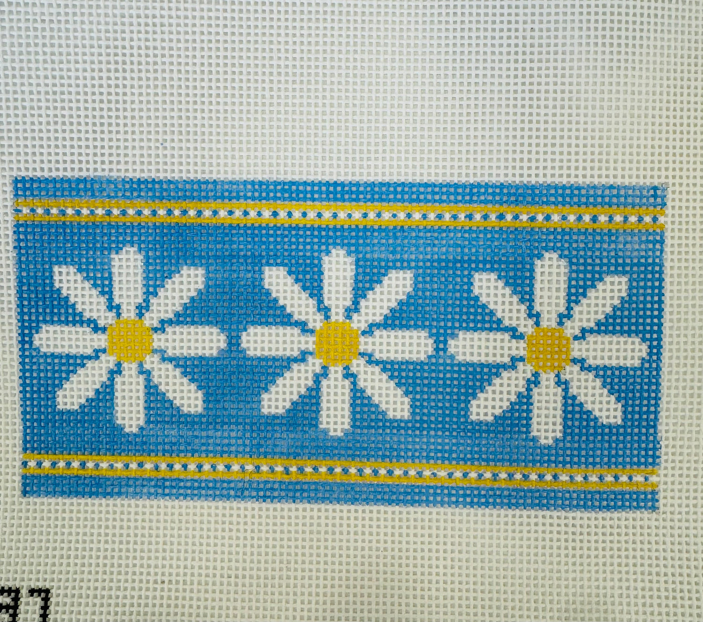 Dasies Insert Needlepoint Canvas